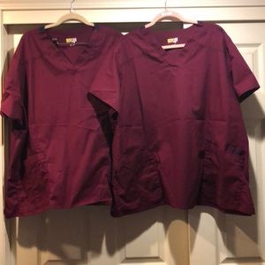 2 Wonderwink scrub tops in 4x